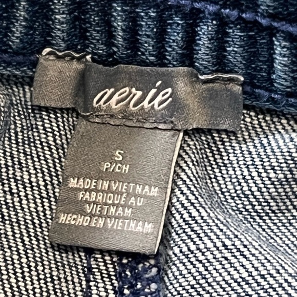 Aerie Denim Drawstring Shorts with Frayed Hem size small - Picture 5 of 6